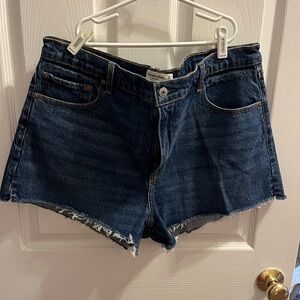 Abercrombie & Fitch High Rise Mom Shorts